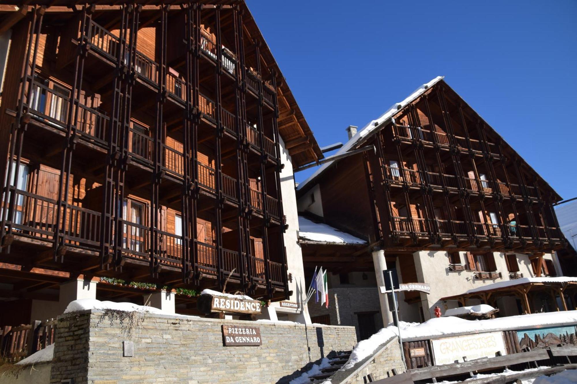 Grange Hike & Ski Sestriere Apartments Exterior photo